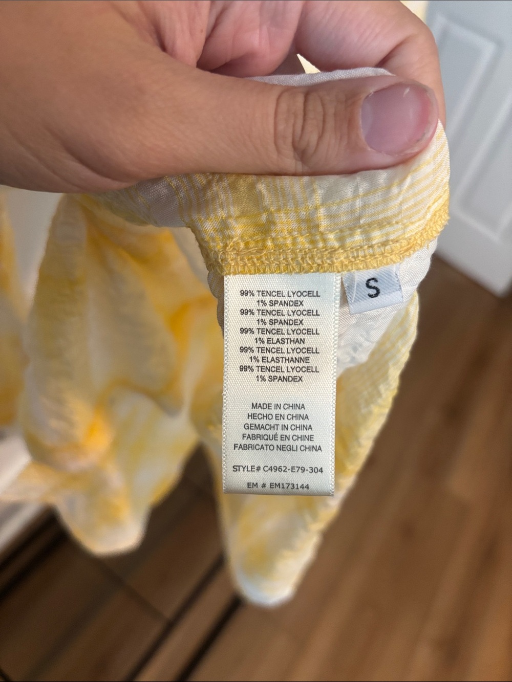 cloth & stone Yellow & White Plaid Button-Down Shirt - Picture 8 of 8